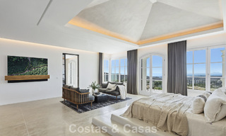 Mediterrane luxevilla met een klassieke architectuur te koop en zeezicht in het Marbella Club Resort in Benahavis 790353 