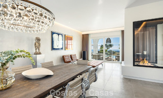 Mediterrane luxevilla met een klassieke architectuur te koop en zeezicht in het Marbella Club Resort in Benahavis 790360 