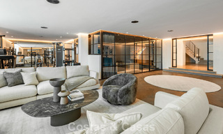 Mediterrane luxevilla met een klassieke architectuur te koop en zeezicht in het Marbella Club Resort in Benahavis 790372 