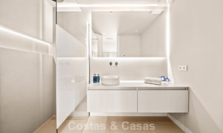 Instapklaar, eigentijds gerenoveerd, duplex appartement te koop met uitzicht op de golfbanen in La Quinta, Marbella - Benahavis 790465 