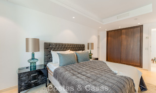 Eigentijds gerenoveerd ruim penthouse te koop op enkele stappen van het strand in San Pedro, Marbella 790537 