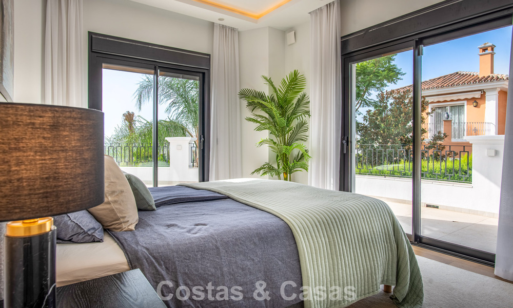 Ruime luxevilla met panoramisch zeezicht te koop in La Quinta, Benahavis - Marbella 790604