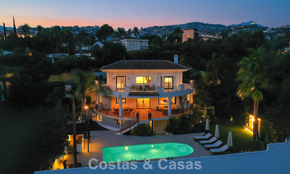 Ruime luxevilla met panoramisch zeezicht te koop in La Quinta, Benahavis - Marbella 790625