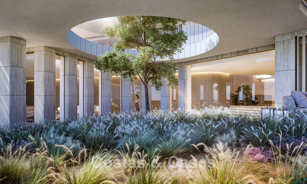 Nieuwe, high-end designvilla te koop met panoramisch zeezicht in een gated villawijk van Sotogrande, Costa del Sol 790692