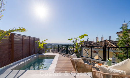 Eigentijds gerenoveerd 3-slaapkamer appartement te koop met privézwembad en zeezicht in Nueva Andalucia, Marbella 790784