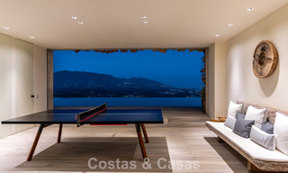 Eigentijdse luxevilla met panoramisch berg- en zeezicht te koop in de heuvels van Oost-Marbella 791004 