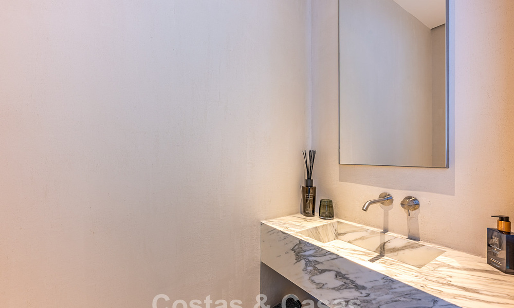 High-end luxe appartement te koop in een omheind boutique complex in Benahavis - Marbella 791162