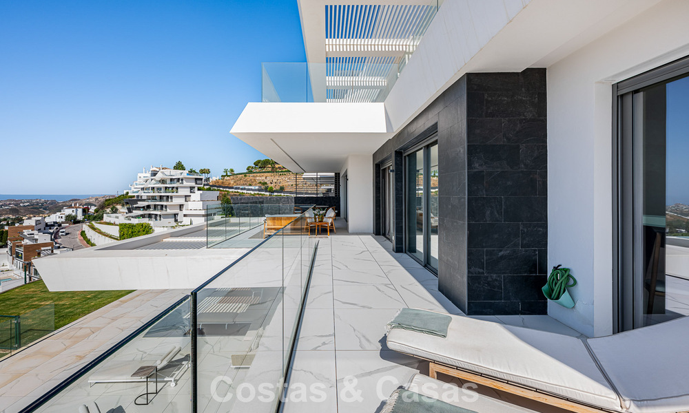 High-end luxe appartement te koop in een omheind boutique complex in Benahavis - Marbella 791196