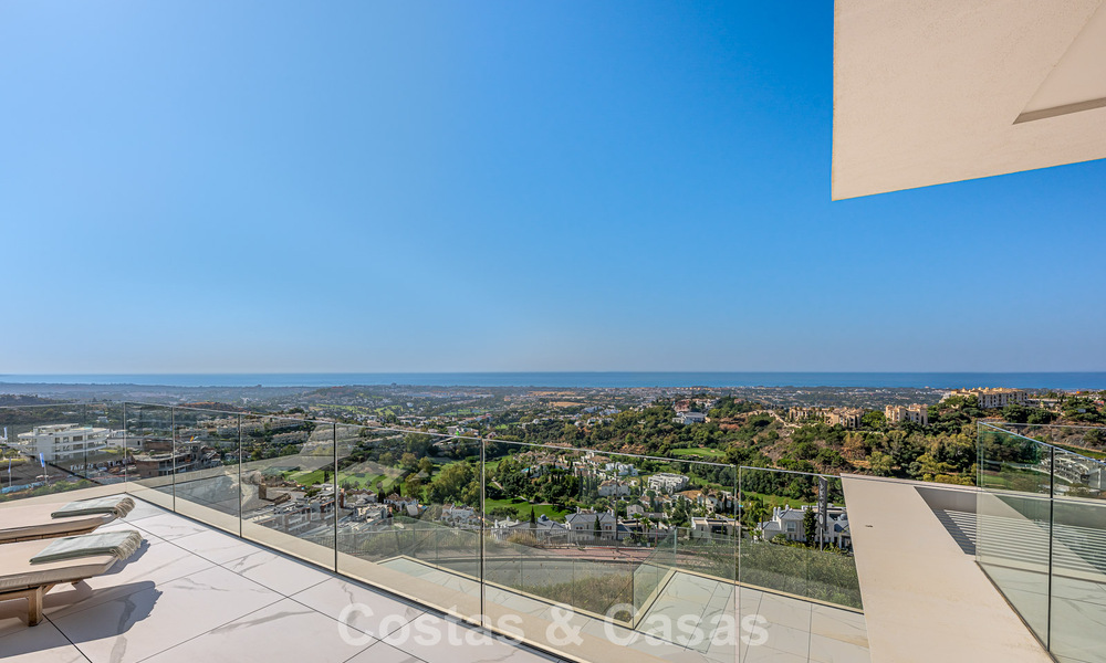 High-end luxe appartement te koop in een omheind boutique complex in Benahavis - Marbella 791198