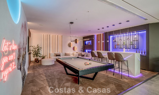 Luxevilla met geavanceerd design te koop met panoramisch zeezicht, binnen een prestigieus golfresort, Marbella - Benahavis 791057 