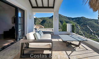 Royale, Spaanse luxevilla te koop, met subliem zeezicht in een gated community in Benahavis - Marbella 791215 