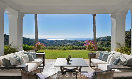 Royale, Spaanse luxevilla te koop, met subliem zeezicht in een gated community in Benahavis - Marbella 791223