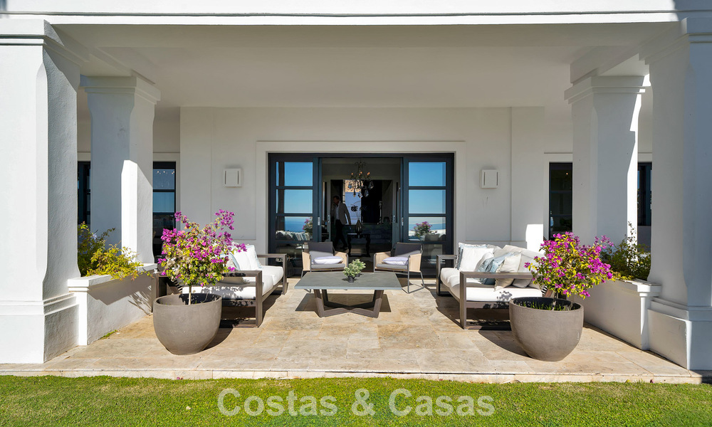 Royale, Spaanse luxevilla te koop, met subliem zeezicht in een gated community in Benahavis - Marbella 791230