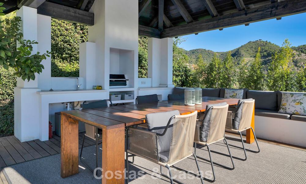 Royale, Spaanse luxevilla te koop, met subliem zeezicht in een gated community in Benahavis - Marbella 791237