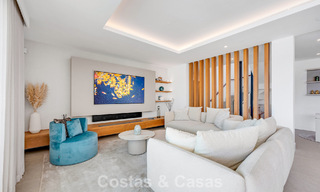 Indrukwekkende, eigentijdse villa te koop aan de golfbaan op de New Golden Mile tussen Marbella en Estepona 791384 