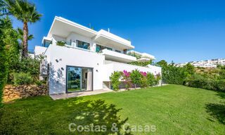 Indrukwekkende, eigentijdse villa te koop aan de golfbaan op de New Golden Mile tussen Marbella en Estepona 791399 