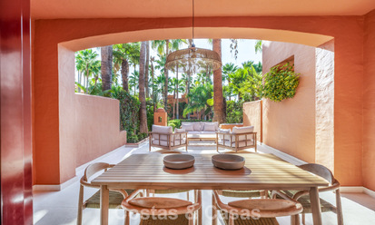 Prachtig, eigentijds, gerenoveerd townhouse met 4 slaapkamers te koop i/e gated community o/d Golden Mile van Marbella 791303