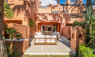 Prachtig, eigentijds, gerenoveerd townhouse met 4 slaapkamers te koop i/e gated community o/d Golden Mile van Marbella 791306 