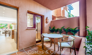 Prachtig, eigentijds, gerenoveerd townhouse met 4 slaapkamers te koop i/e gated community o/d Golden Mile van Marbella 791339 