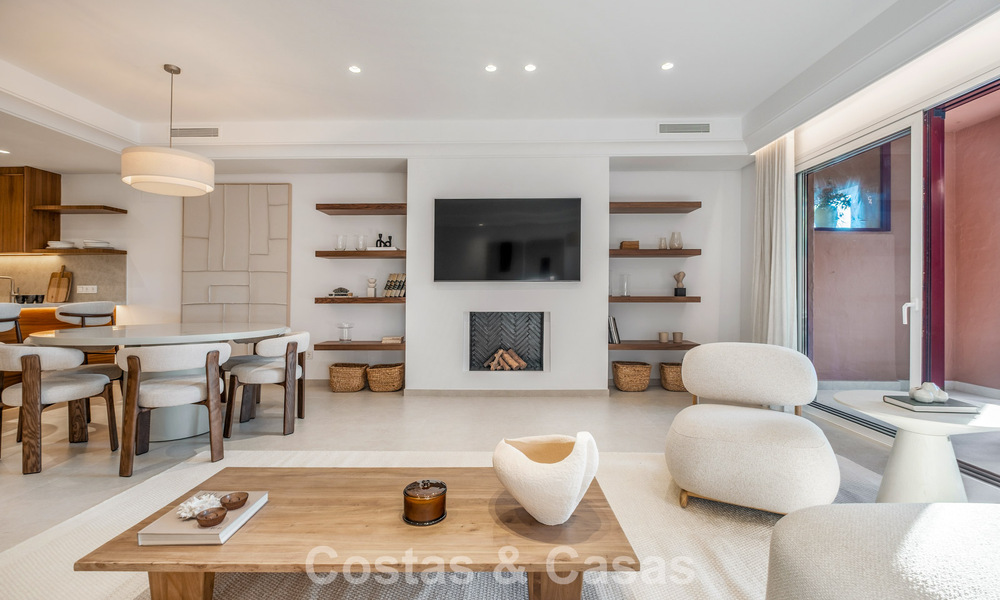 Gemoderniseerde luxe townhouse met 4 slaapkamers te koop op de Golden Mile van Marbella 791363