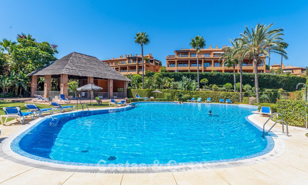 Benatalaya: Luxe appartementen direct aan de golfbaan te koop in de omgeving van Marbella - Benahavis 791092