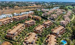 Benatalaya: Luxe appartementen direct aan de golfbaan te koop in de omgeving van Marbella - Benahavis 791093 