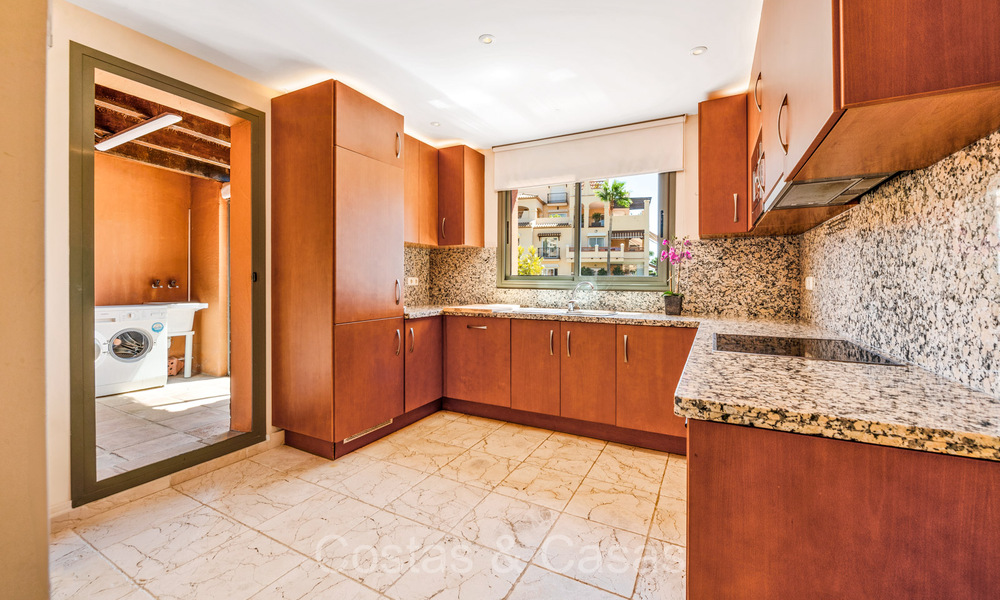 Benatalaya: Luxe appartementen direct aan de golfbaan te koop in de omgeving van Marbella - Benahavis 791116