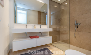 Luxueus 3-slaapkamer appartement te koop met panoramisch zeezicht in een gated resort in Marbella - Benahavis 791549 