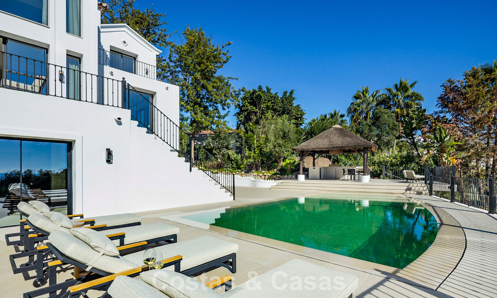 Luxueuze klasse-villa te koop met panoramisch uitzicht, grenzend aan de golfbaan in Marbella - Benahavis 791611