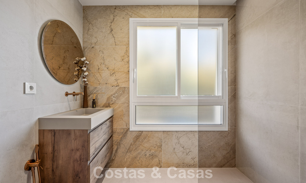 Instapklaar, luxe appartement te koop met prachtig uitzicht in een prestigieuze golfenclave van La Quinta in Benahavis - Marbella 791524