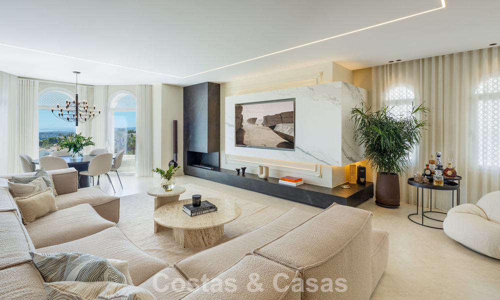Exclusief duplex penthouse met privézwembad en panoramisch zeezicht te koop in Marbella’s Golden Mile 791636