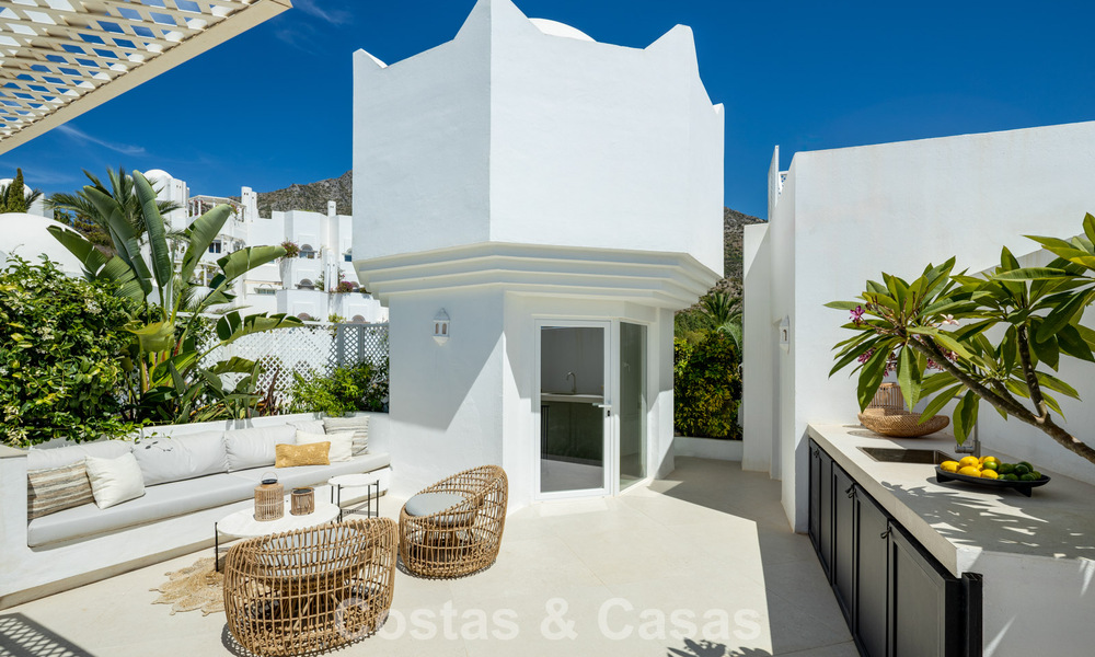 Exclusief duplex penthouse met privézwembad en panoramisch zeezicht te koop in Marbella’s Golden Mile 791659