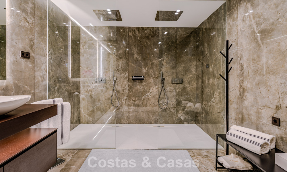 Gloednieuwe, moderne luxevilla met zeezicht te koop in een golfresort in Mijas, Costa del Sol 791676