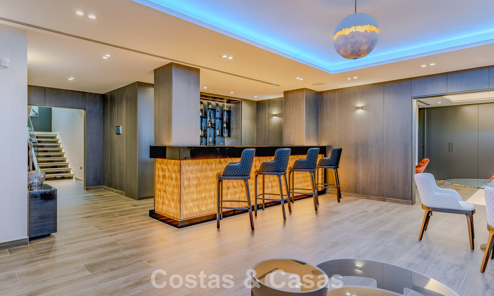 Gloednieuwe, moderne luxevilla met zeezicht te koop in een golfresort in Mijas, Costa del Sol 791682