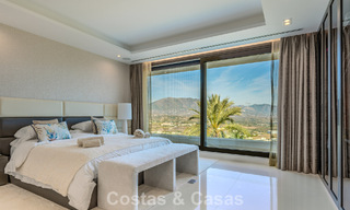 Gloednieuwe, moderne luxevilla met zeezicht te koop in een golfresort in Mijas, Costa del Sol 791696 