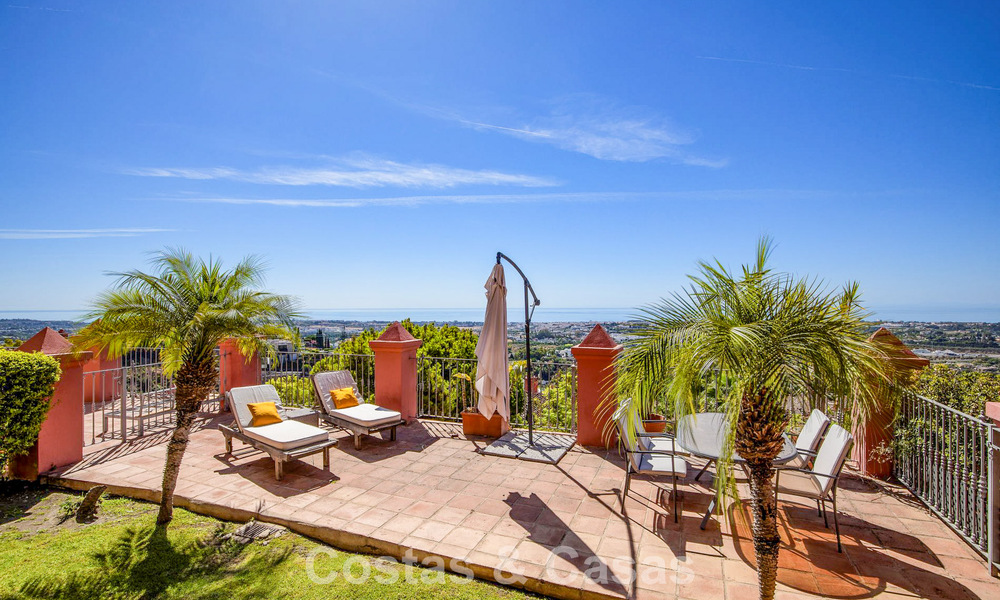 Instapklaar, royaal appartement met panoramisch zeezicht te koop in Benahavis - Marbella 791734