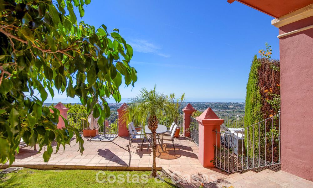 Instapklaar, royaal appartement met panoramisch zeezicht te koop in Benahavis - Marbella 791735