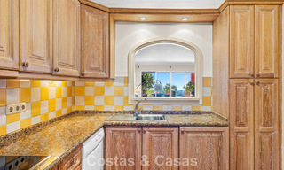 Instapklaar, royaal appartement met panoramisch zeezicht te koop in Benahavis - Marbella 791743 