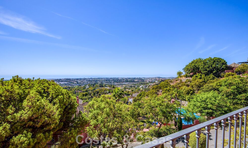 Instapklaar, royaal appartement met panoramisch zeezicht te koop in Benahavis - Marbella 791750