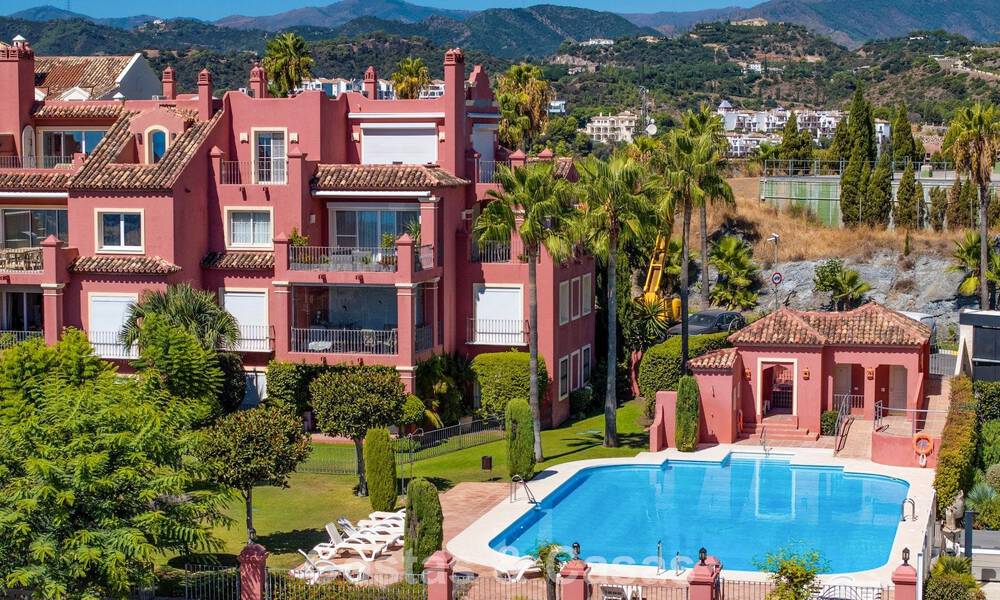 Instapklaar, royaal appartement met panoramisch zeezicht te koop in Benahavis - Marbella 791754