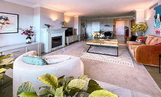 Instapklaar, ruim penthouse met fantastisch zeezicht te koop in Marbella - Benahavis 791788 