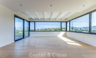Gloednieuwe luxe villa met een geavanceerd hedendaags design te koop in Sotogrande Alto, Costa del Sol 791841 
