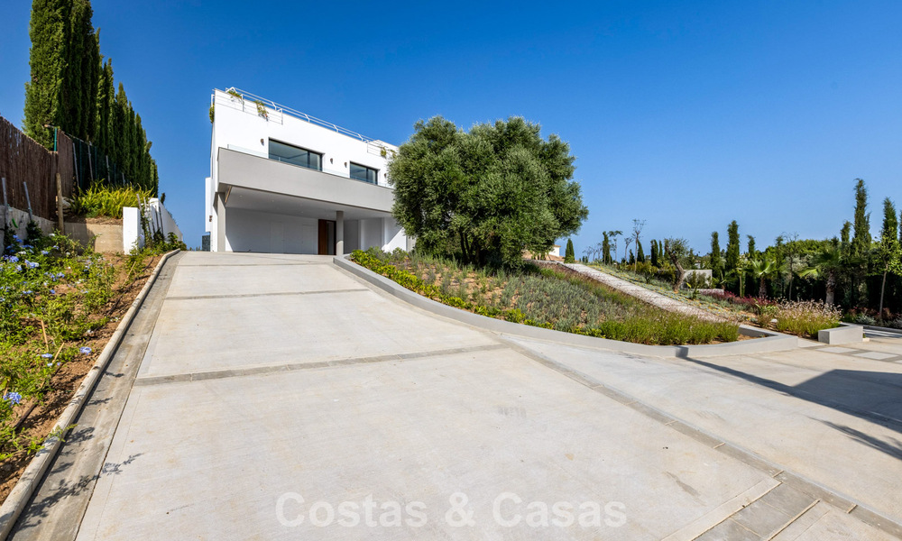 Gloednieuwe luxe villa met een geavanceerd hedendaags design te koop in Sotogrande Alto, Costa del Sol 791869