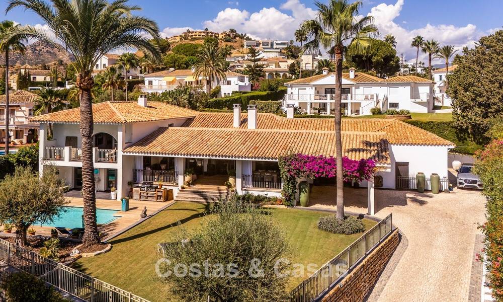 Instapklaar, mediterrane luxevilla met panoramisch uitzicht te koop in Marbella - Benahavis 791902