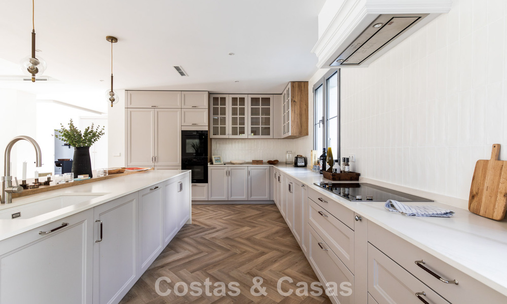 Luxueus gerenoveerde klasse-villa te koop in een golfresort in Marbella - Benahavis 791989