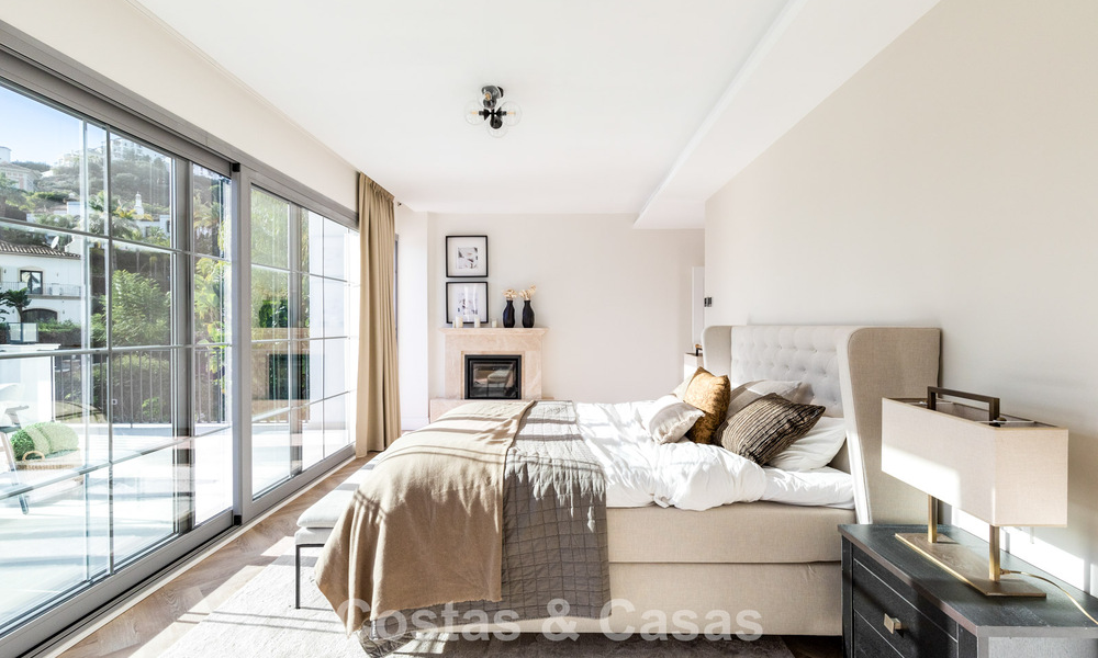 Luxueus gerenoveerde klasse-villa te koop in een golfresort in Marbella - Benahavis 792008