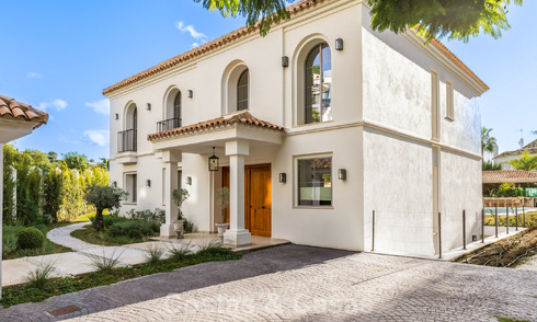 Luxueus gerenoveerde klasse-villa te koop in een golfresort in Marbella - Benahavis 792055