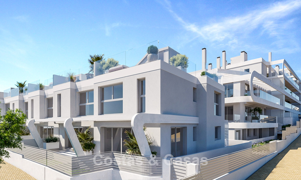 Exclusieve appartementen en herenhuizen te koop met zeezicht en op loopafstand van het Estepona centrum 791977