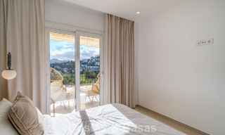 Elegant duplex penthouse met panoramisch uitzicht te koop in La Quinta te Marbella - Benahavis 791960 