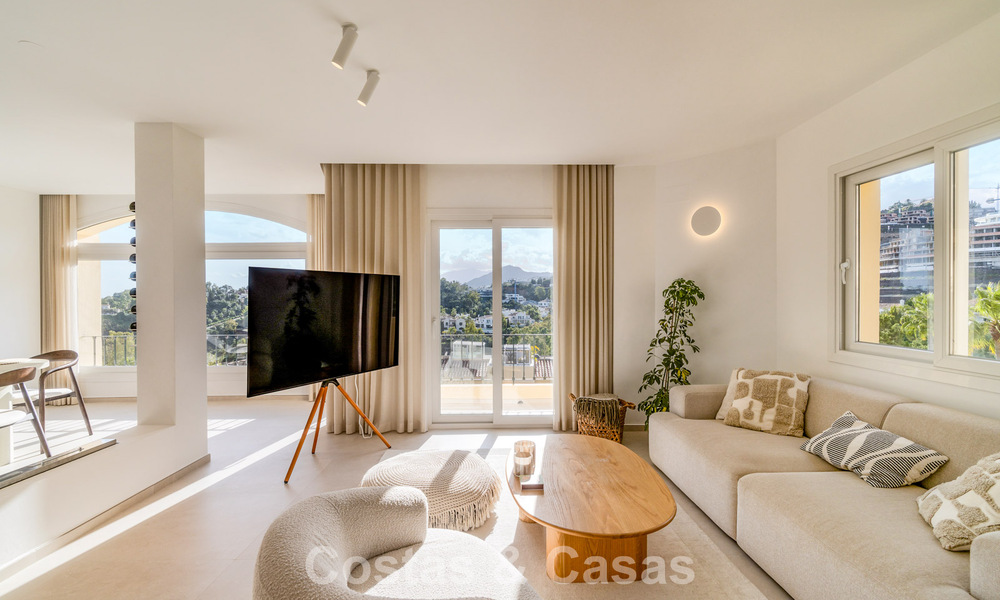 Elegant duplex penthouse met panoramisch uitzicht te koop in La Quinta te Marbella - Benahavis 791967